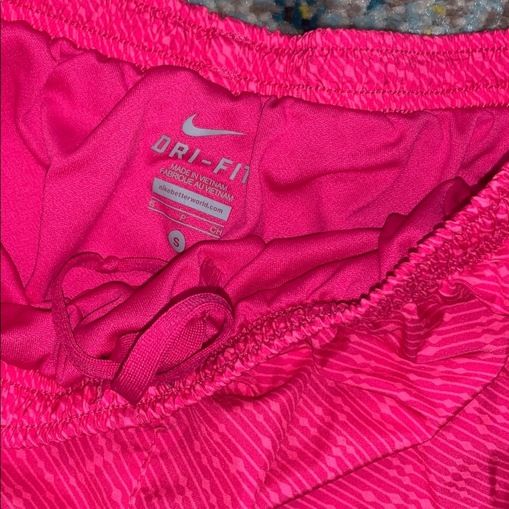 Nike Shorts - Picture 2 of 3